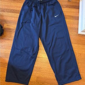 Nike Thermafit Blue Sweatpants with Elastic Waistband and Heavy Fabric